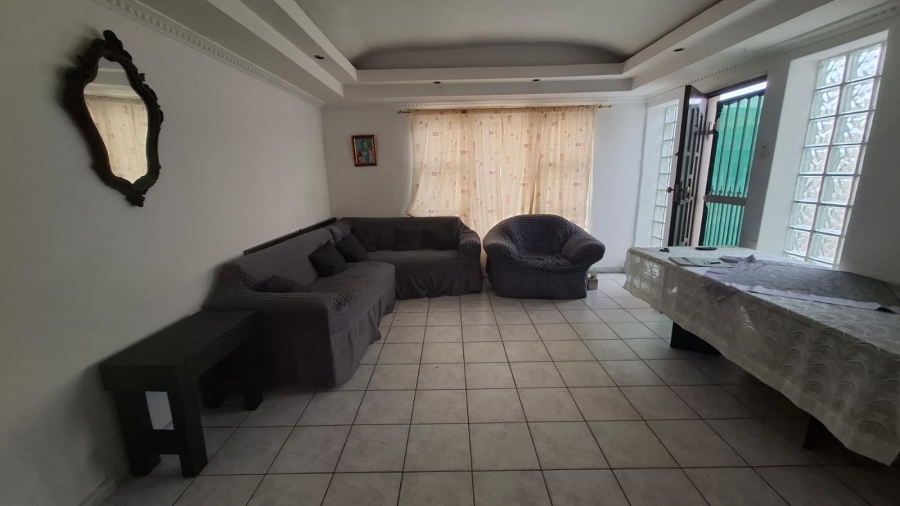 3 Bedroom Property for Sale in Woodlands Western Cape